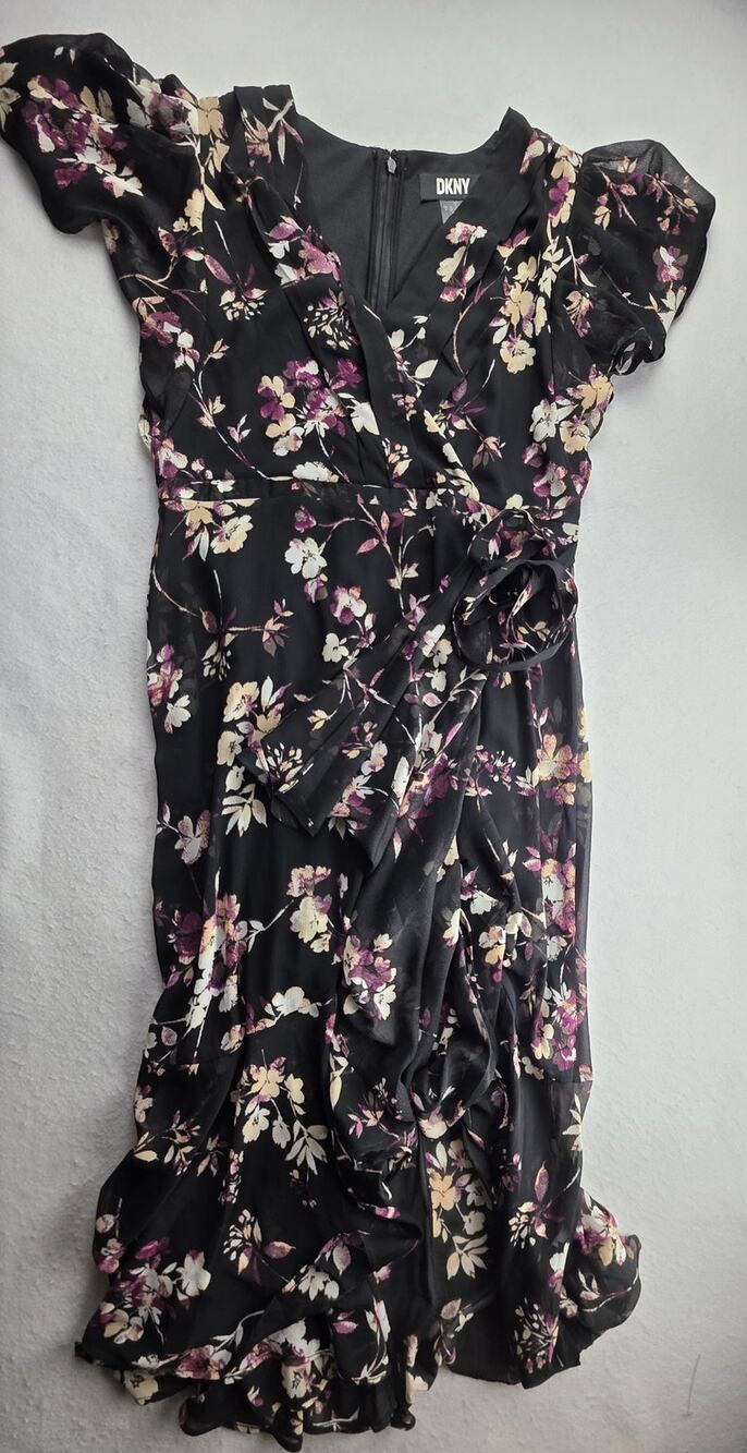 DKNY Floral Short Sleeve Dress Size 6 NWT